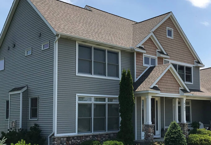 vinly siding installed on a home in michigan