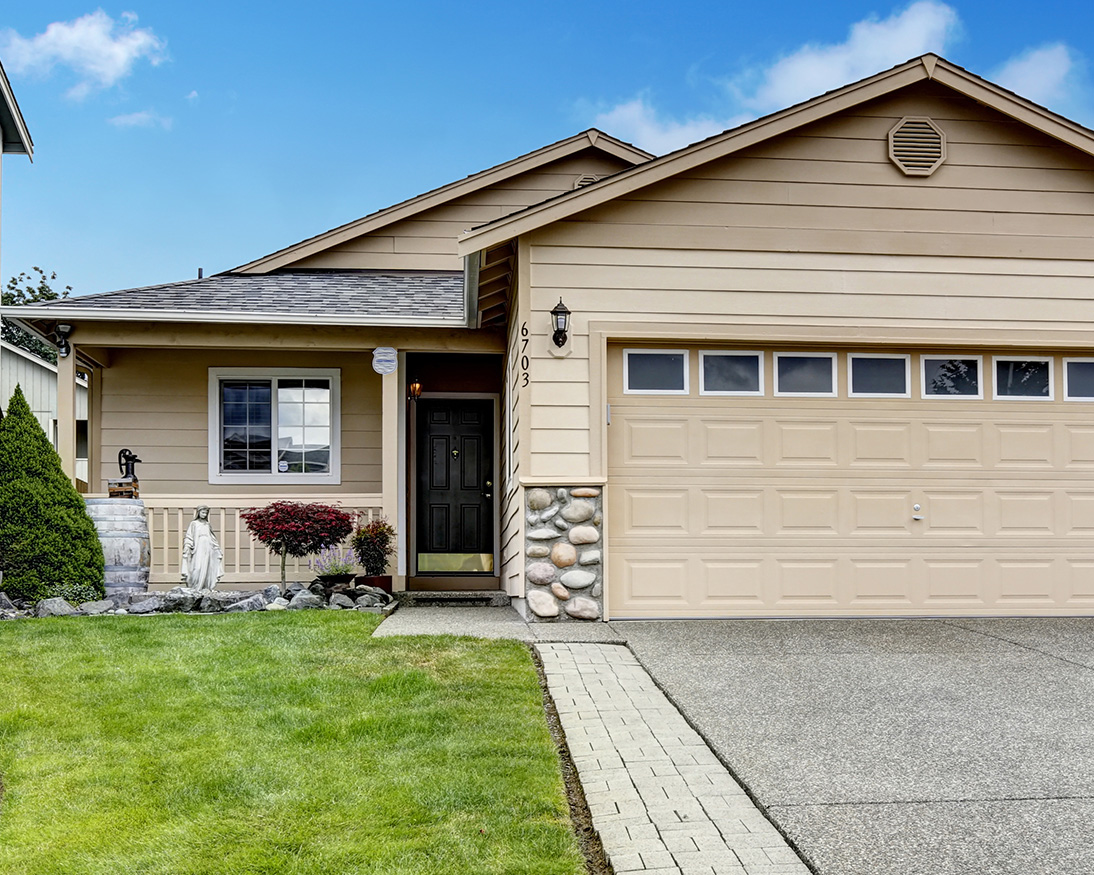 New asphalt roof on Lakeshore, MI home