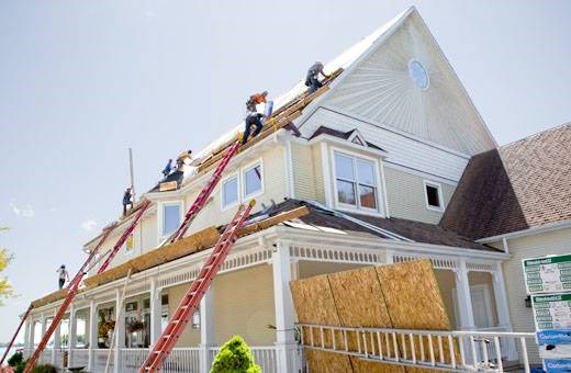 michigan lakehouse getting a new roof