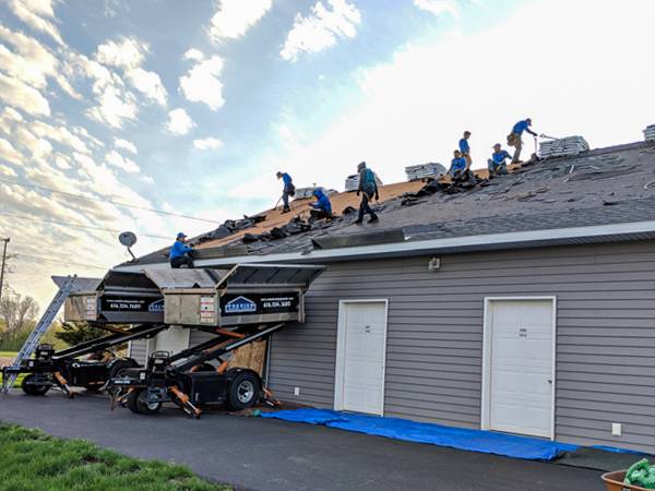 West Michigan Contractors Installs Commercial Roofing